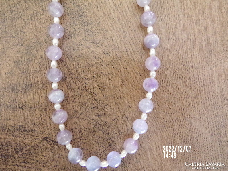 Amethyst and cultured pearl necklace