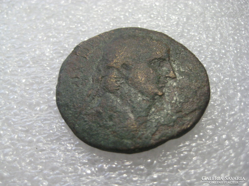 Római  nagy bronz  30 mm  és 15 gr