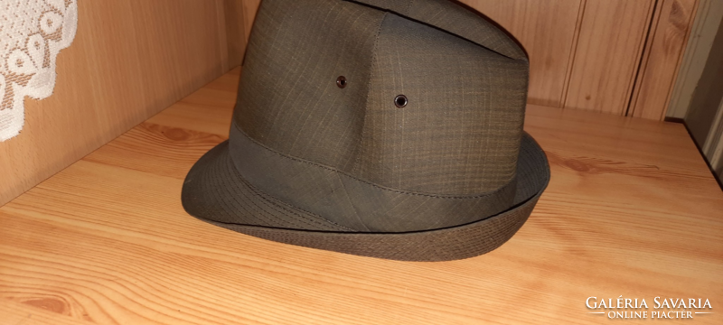 Very nice men's hat