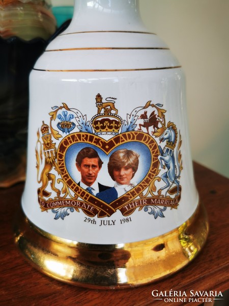 Charles and Lady Diana, wedding souvenir bottle, 1981