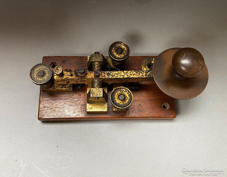 Antique morse key, silvertown london.