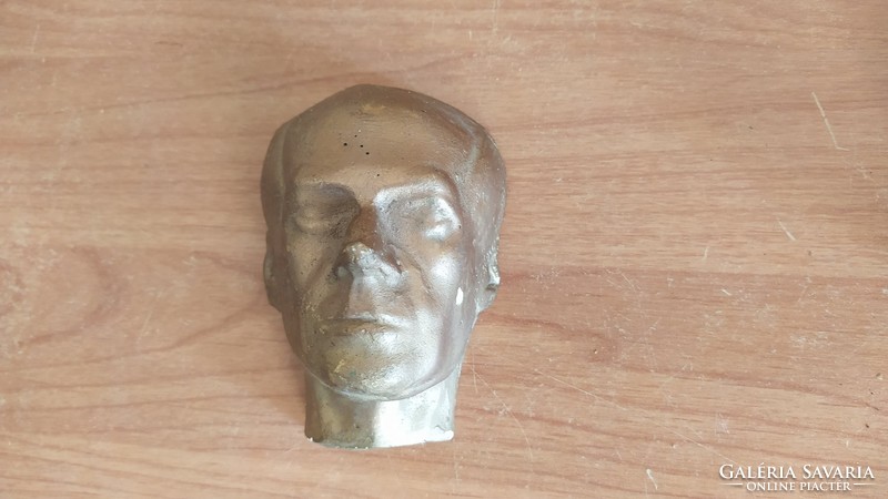 (K) small plaster portrait statue l