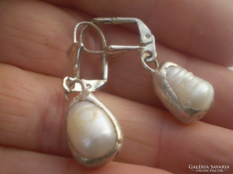 Sold out, genuine oval pearl earrings with handmade sockets