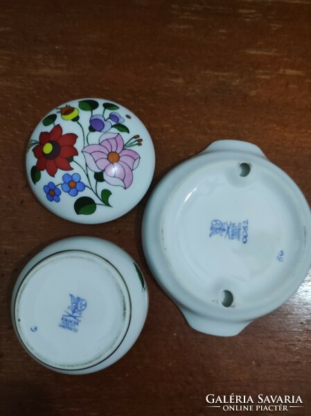 Kalocsai porcelain ashtray and bonbonnier