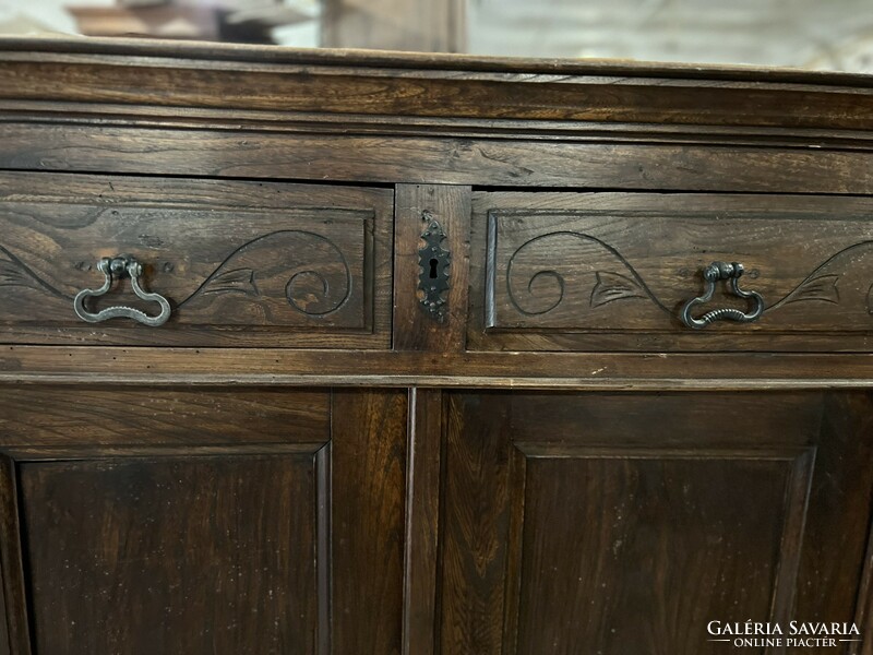 Rusztikus antik 19. századi -  2 ajtós, 2 fiókos - komód szekrény