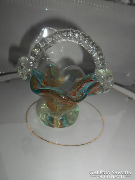 Többszínű  Bohémia ékszertartó üvegkosár- kézműves darab.
