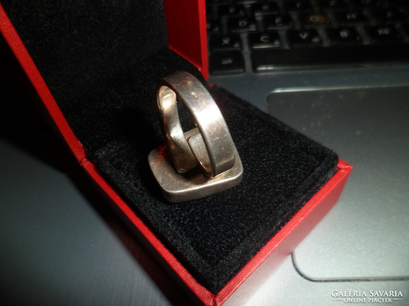 Silver ring / 70s