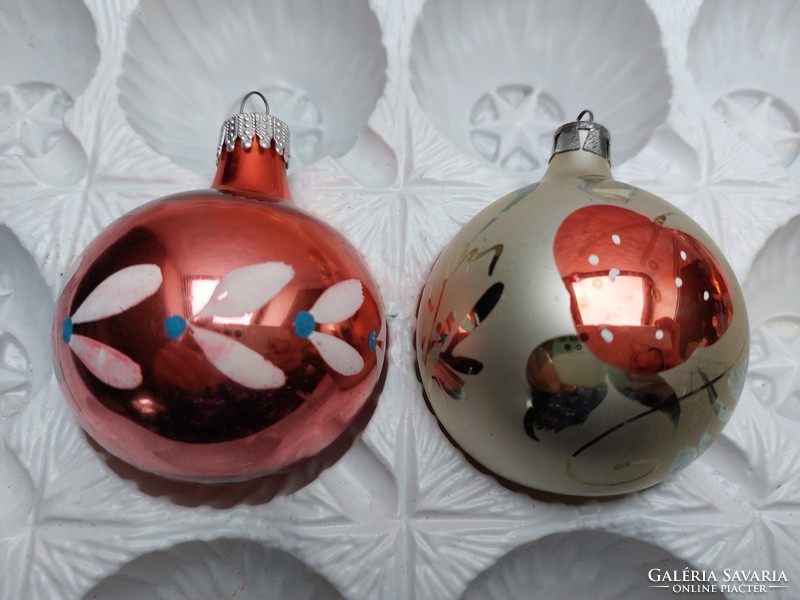 Retro glass Christmas tree ornament old red sphere painted with strawberries 2 pcs