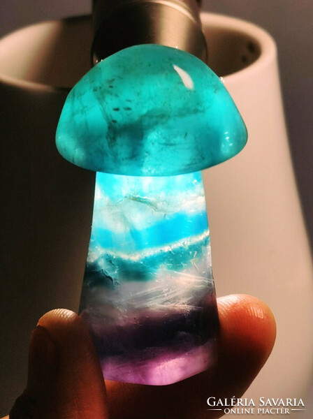 Rainbow fluorite mushroom special raw piece 5.5 cm Madagascar