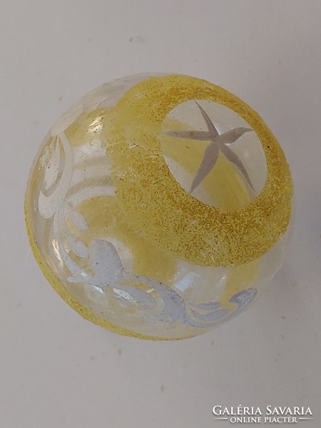 Régi üveg karácsonyfadísz átlátszó gömb sárga csíkos üvegdísz