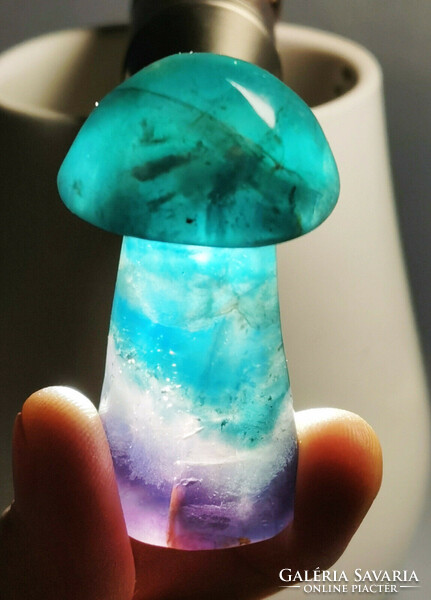 Rainbow fluorite mushroom special raw piece 5.5 cm Madagascar