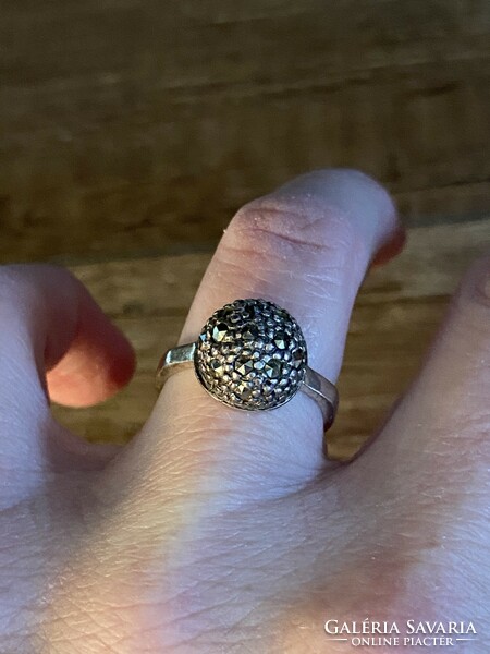 Antique effect, hallmarked silver, flawless ring with marcasite stones