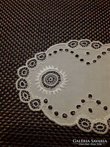 Original Hövej lace tablecloth. 23.5 X 15 cm