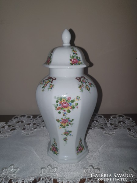 Jelzett Lichte porcelán fedeles váza, urnaváza