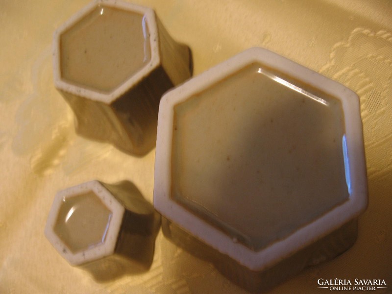 3 részes virág alakú porcelán tálka, gyertyatartó