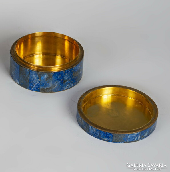 Silver round box with lapis lazuli decoration