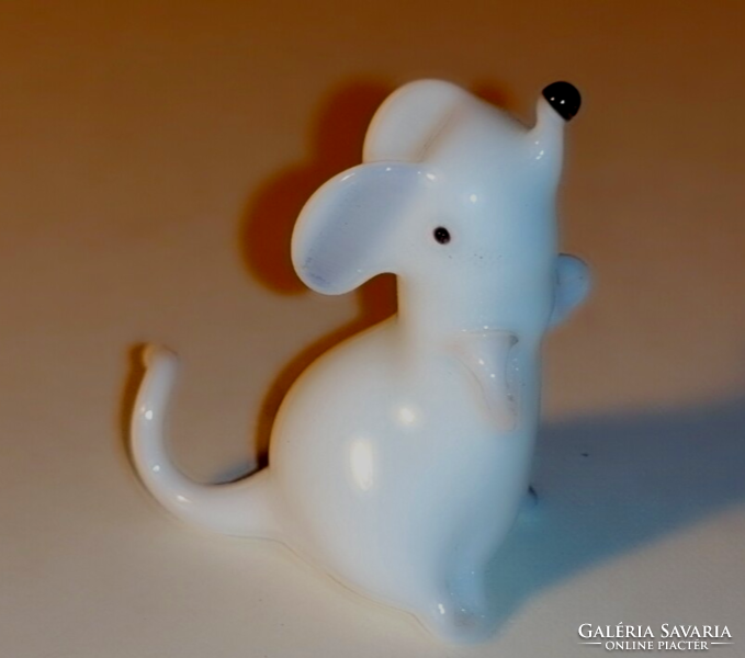 White glass mouse mascot figure 184.