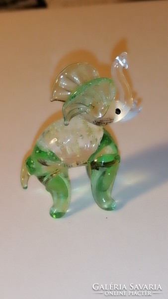 Standing snout, glass, elephant mascot figure 57.