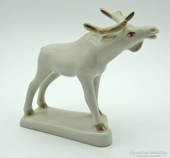 Porcelain reindeer marked B737 - in beautiful, flawless condition