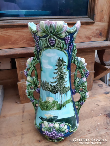 Csodás antik díszes  osztrák majolika váza
