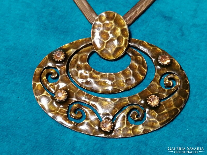 Bronze fire enamel pendant (590)