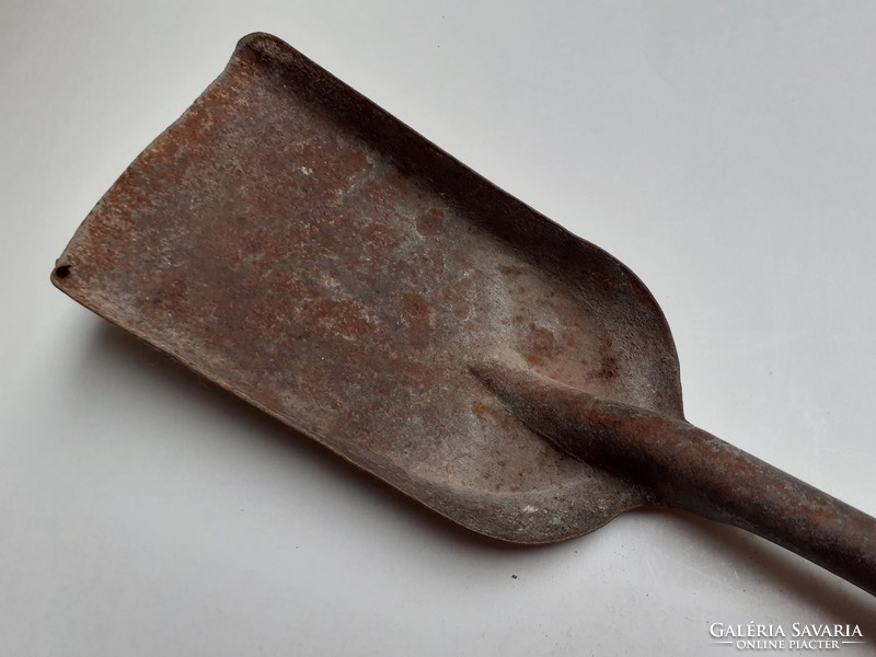 Old charcoal shovel vintage small iron shovel