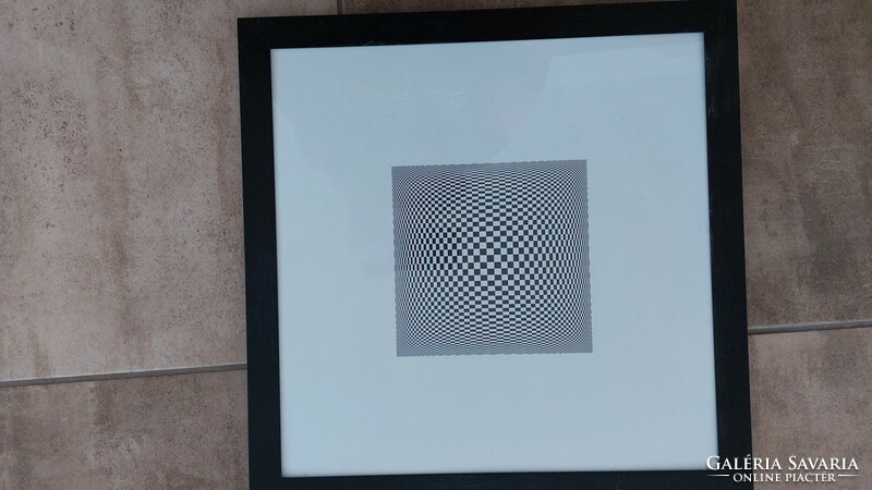(K) op art style print 45x45 cm with iron frame?