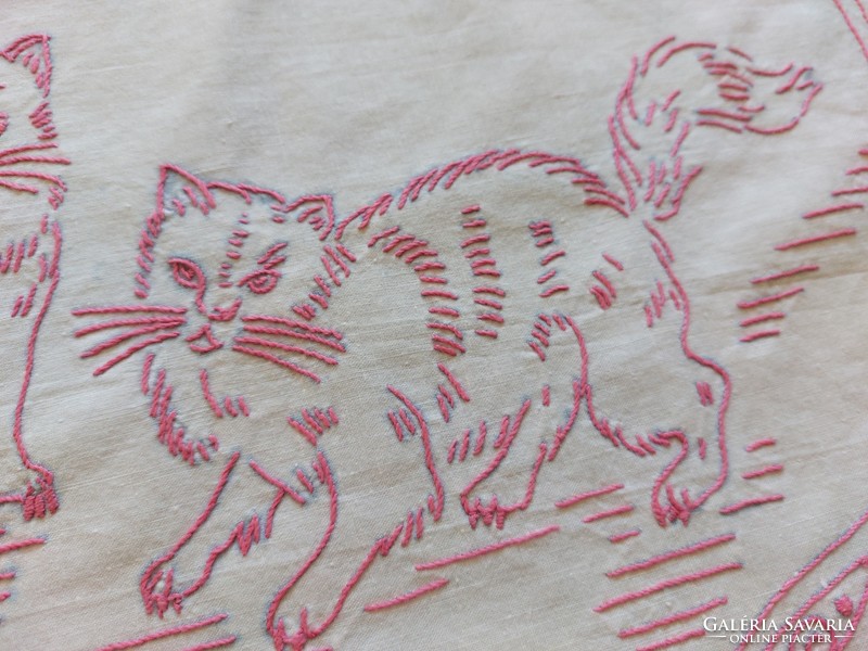 Old embroidered needlework pillowcase raw material kitten ornament front cat pattern