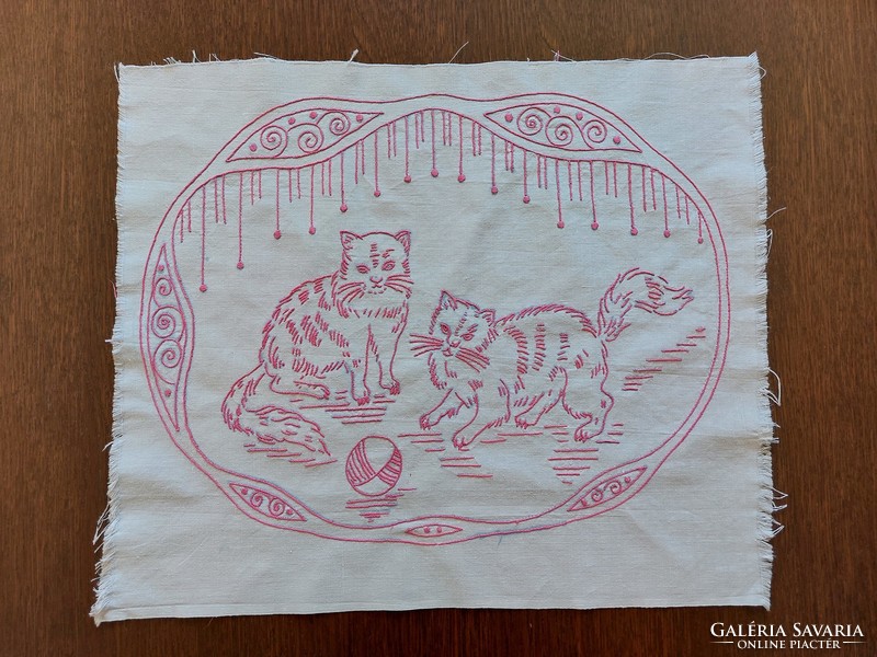 Old embroidered needlework pillowcase raw material kitten ornament front cat pattern
