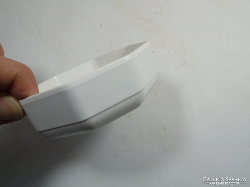Retro malév hungarian airlines relic-flying airline-traveler plastic white small bowl serving dish