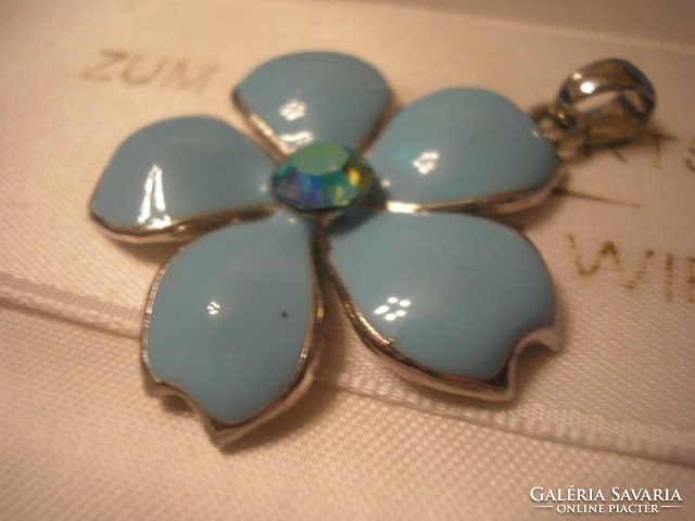 Antique turquoise fire enamel flower shape with silver plated pendant + gemstone