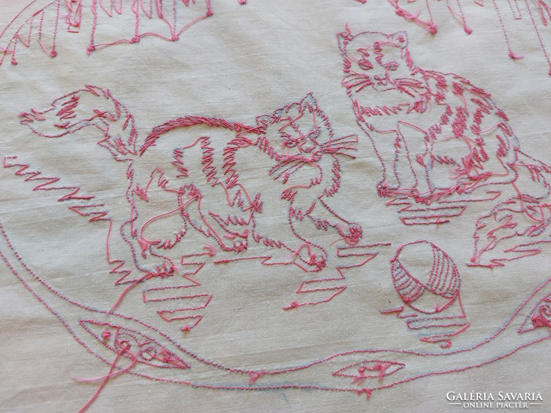 Old embroidered needlework pillowcase raw material kitten ornament front cat pattern