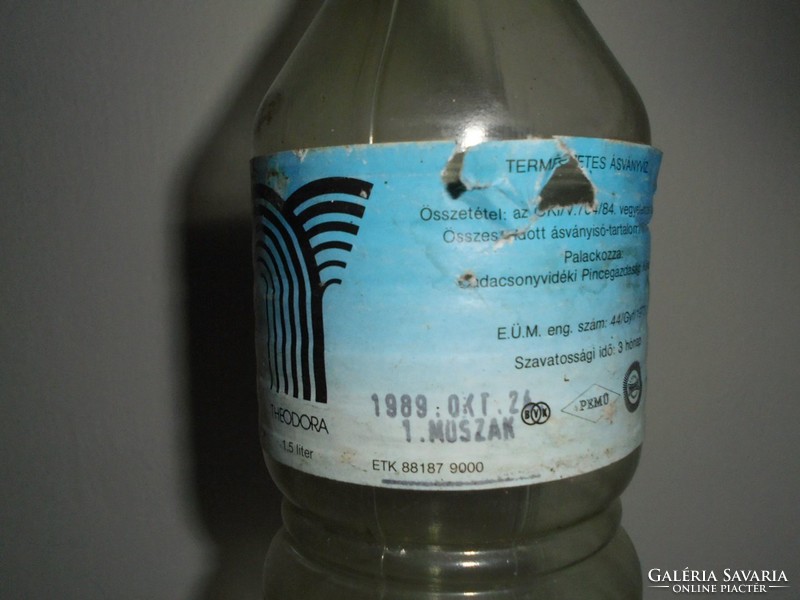 Retro Theodora Kékkúti Ásványvíz - papír címke, műanyag palack - Badacsonyvidéki Pincegazdaság 1989