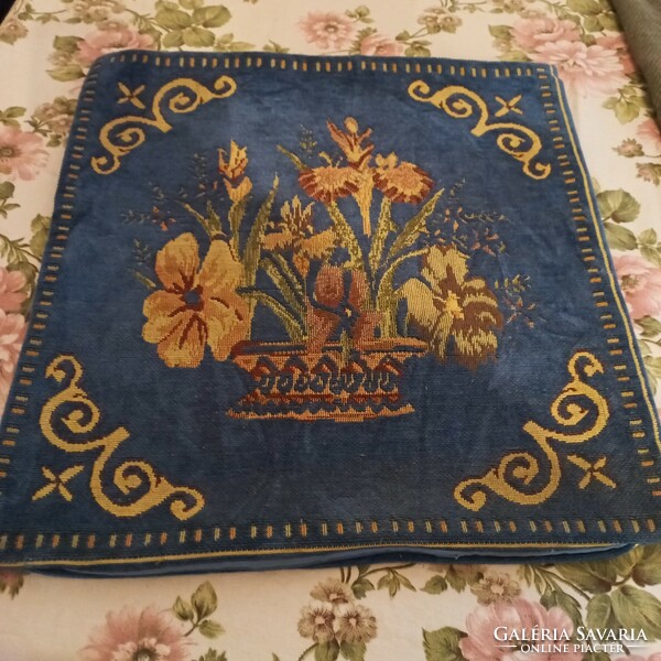 Machine-made tapestry decorative pillow cover