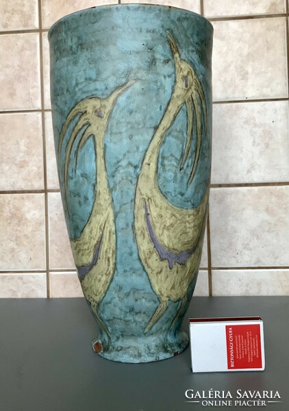 Lívia Gorka's giant vase!