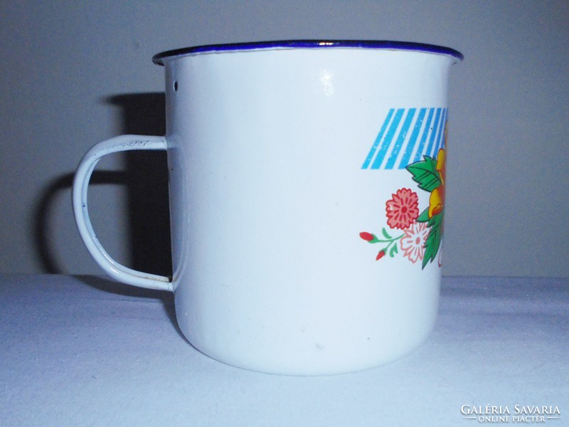 Retro enameled mug - flower pattern - 0.7 Liter