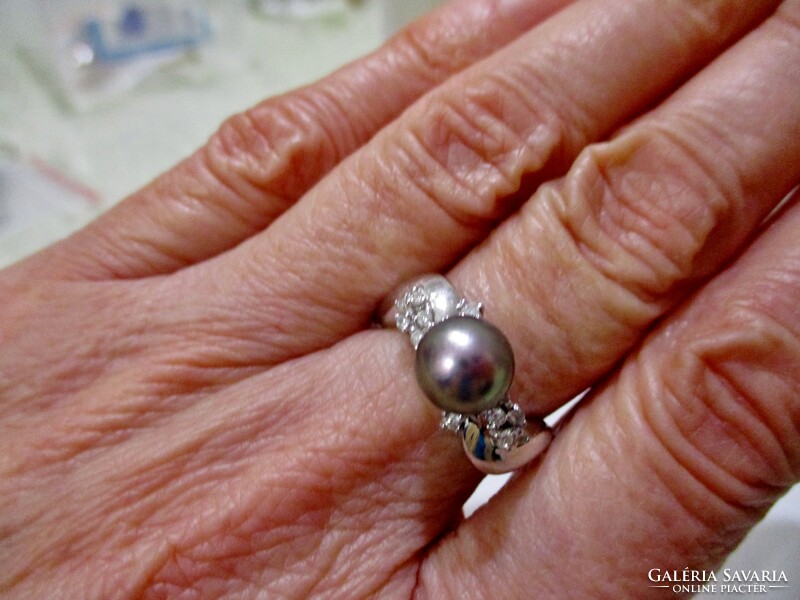 Wonderful old art deco 18kt gold ring with Tahitian pearl and 0.18ct brill sale!