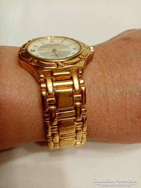 Men's gold-plated watch