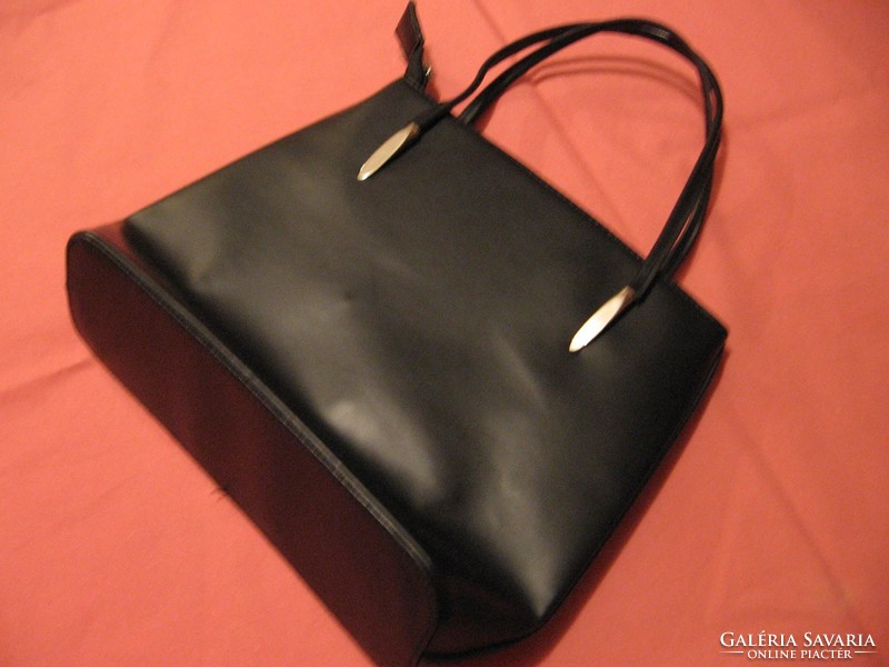 Black g by guess retro imitation leather bag
