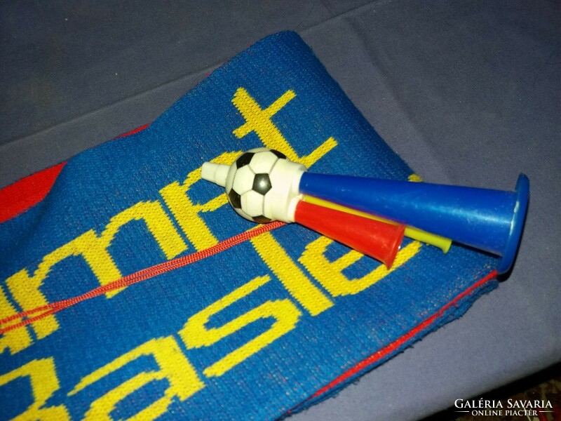 Retro kötött futball sohasem használt FC BASEL szurkolói sál focikürttel egybe  a képek szerint