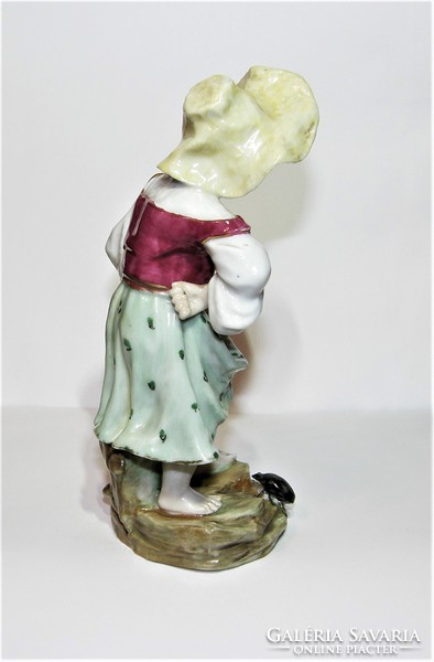 Ritka Antik Bécsi - Lány Bogárral - Porcelán Figura
