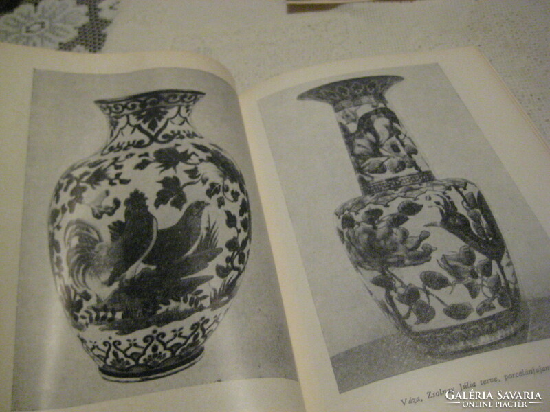 Zsolnay ceramics, the work of Margit Matyasovszky Zsolnay and éva Hárs, Pécs 1966