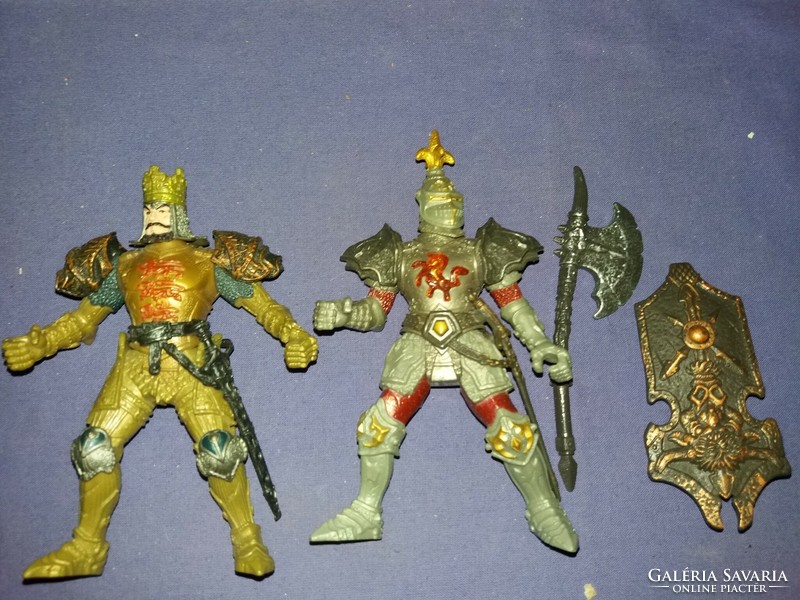 Retro quality large-scale knight toy figures warriors together 2 pieces 15 cm / piece as shown in the pictures