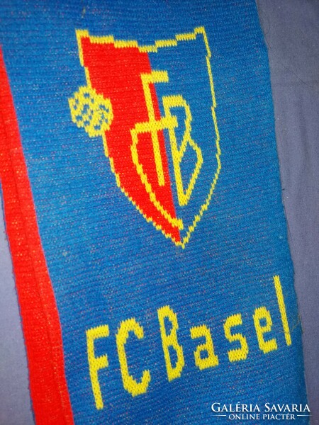 Retro kötött futball sohasem használt FC BASEL szurkolói sál focikürttel egybe  a képek szerint