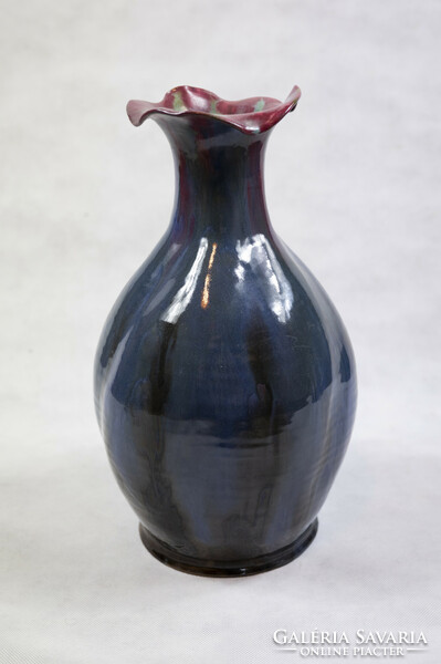 Gádor István art deco bordázott testű váza 1925, 36 cm magas