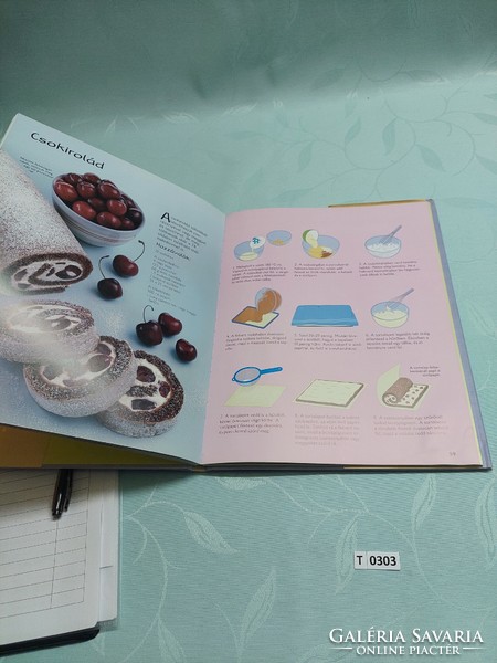 T0303 large cookie book for children