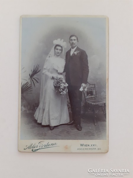 Antique wedding photo Viennese atelier fortuna wien studio old photo bride groom