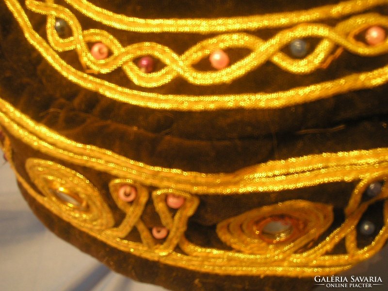 Judaica kippa? Gold thread woven ornament cap rarity silk interior