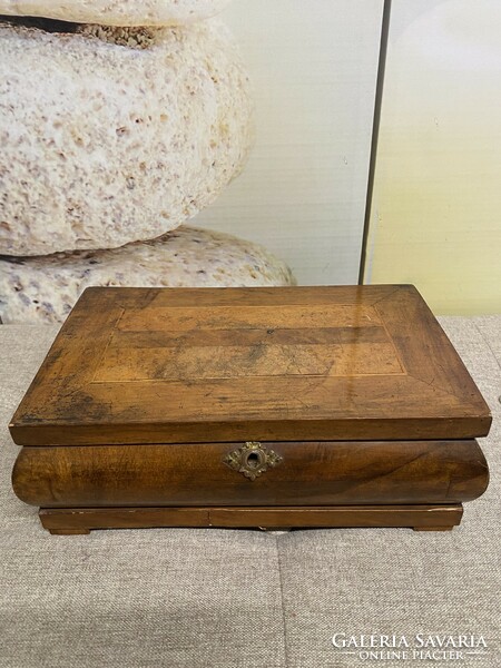 Antique inlaid wooden veneer art deco style box a34