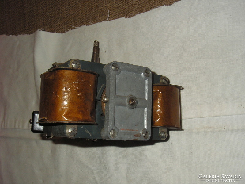 THORENS-antik lemezjátszó motor